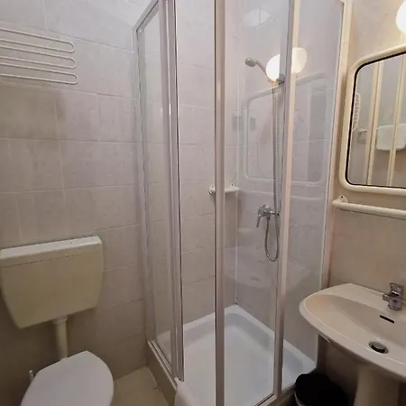 Imola Garden Vendeghaz Penzion Balatonfüred