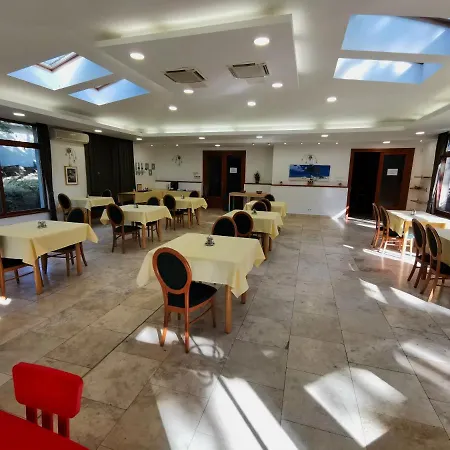 Imola Garden Vendeghaz Penzion