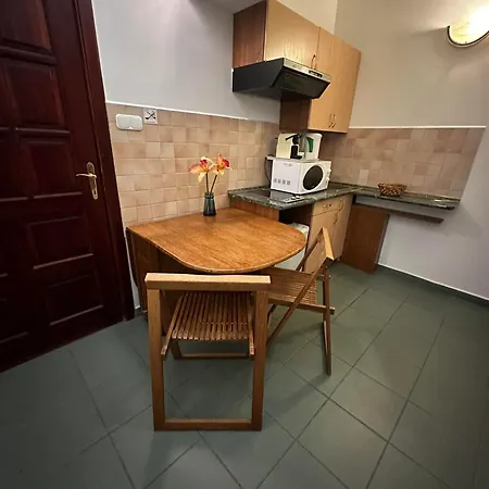 Guest house Imola Garden Vendeghaz Balatonfured