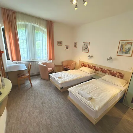 Imola Garden Vendeghaz