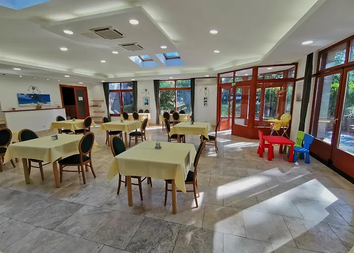 Imola Garden Vendeghaz