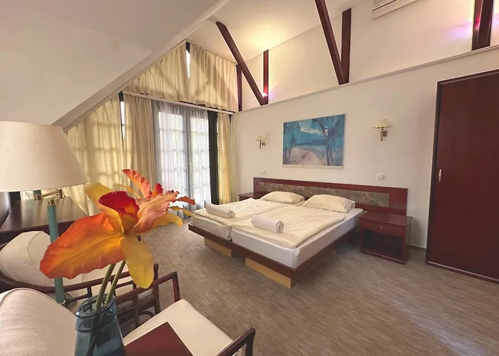 Imola Garden Vendeghaz Guest house